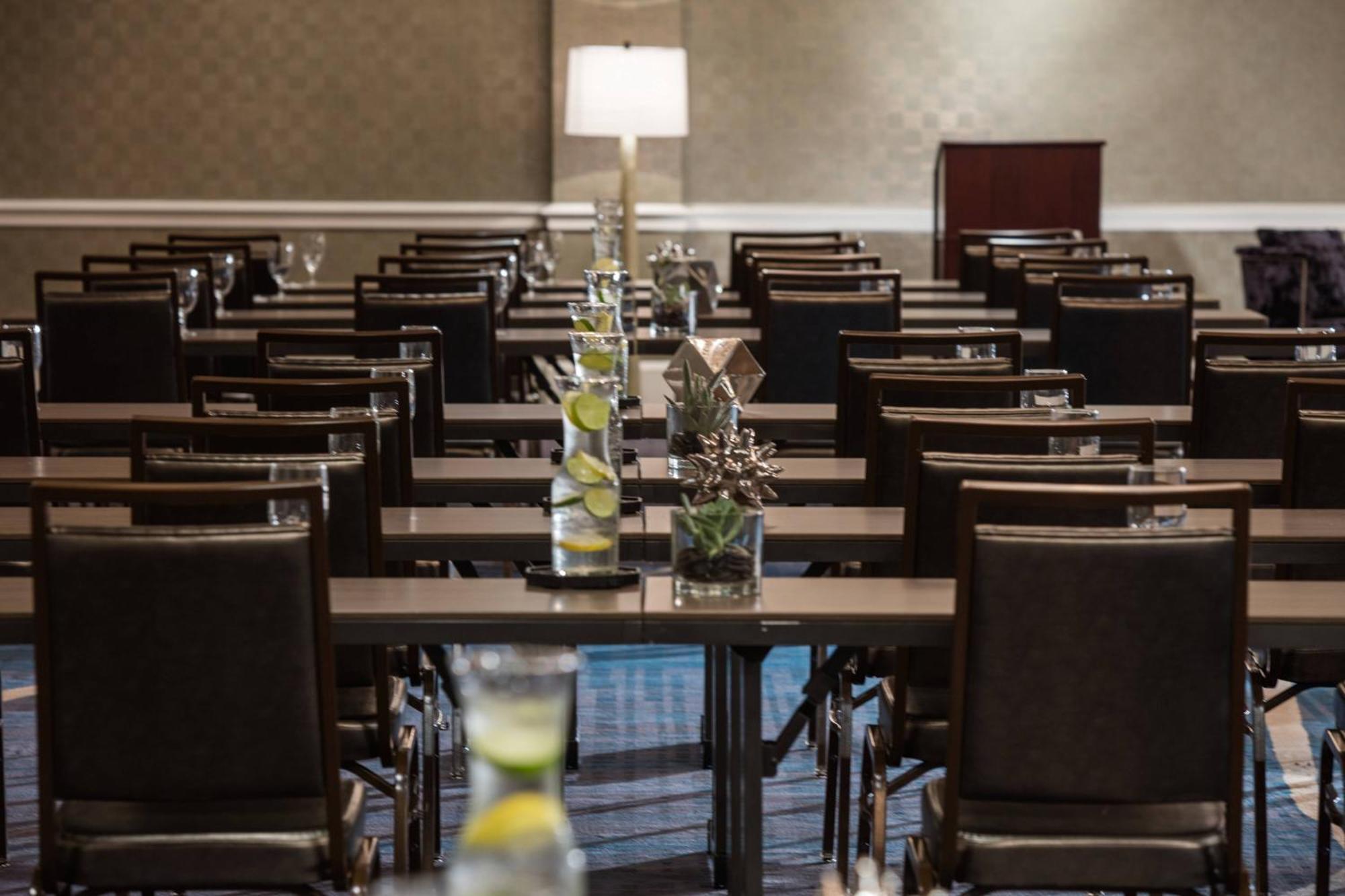 Renaissance Waterford Oklahoma City Hotel Dış mekan fotoğraf
